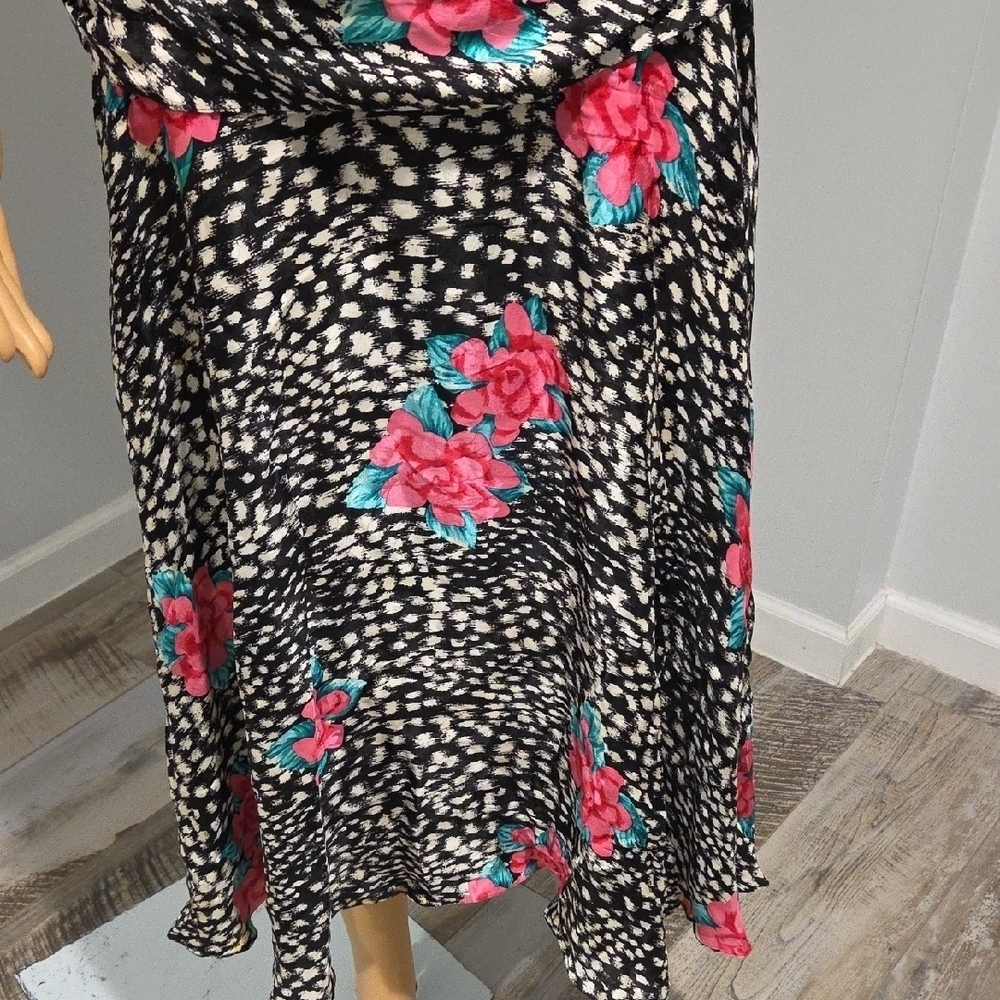 Maggy London Black and Pink Floral Dress - Picture 4 of 8